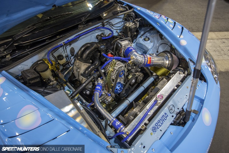 Illustration for article titled Was there a reason mazda never did this? RE Miata from Japan.
